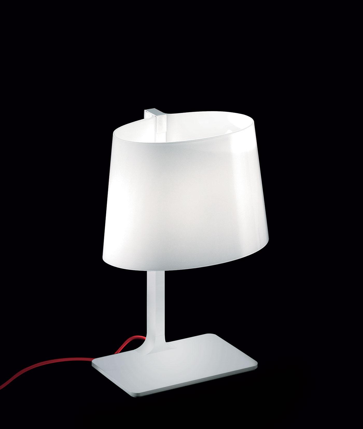 Marlowe lampada da tavolo in vetro soffiato bianco lucido italy ... Lampada murano