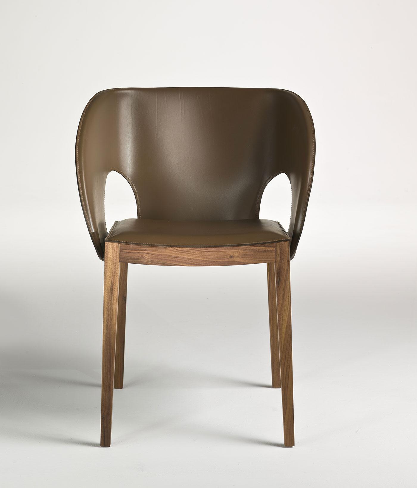 Voile chaise revêtue en cuir idd