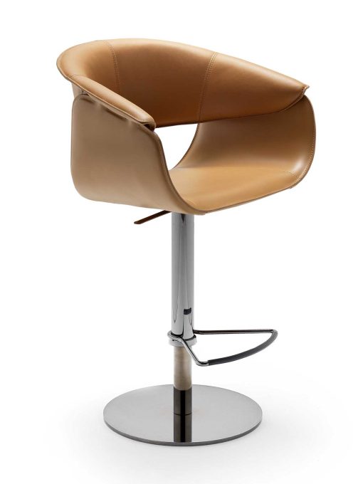 Elegant and luxurious leather stool. Revolving structure, height-adjustable. Design Noé Duchaufour Lawrence. Made in Italy. Worldwide home delivery.