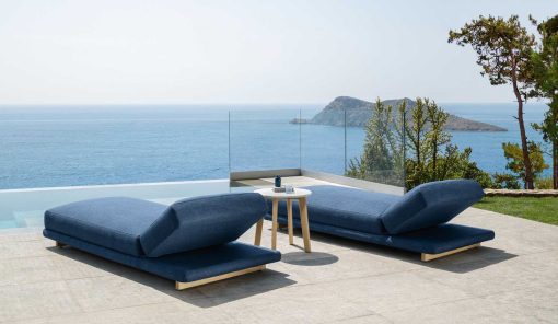 Luxurious and comfortable sunbed in Accoya wood designed by Ludovica & Roberto Palomba. The best outdoor furniture in online shopping and free home delivery