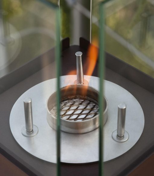 Garden bio ethanol fireplace. Squared high totem with flame. Stainless steel frame in corten colour. Shop online for high quality outdoor luxury furniture.