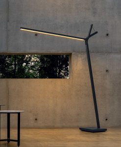 Outdoor arc lamp designed by Marco Acerbis. Graphite grey colour. Stainless steel and LED light source dimmable through remote control. Free home delivery.