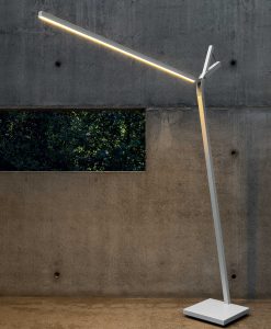Outdoor arc lamp designed by Marco Acerbis. White colour. Stainless steel and LED light source dimmable through remote control. Free home delivery.