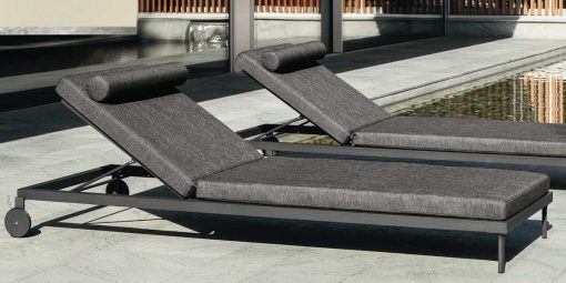 Pure design and high-quality materials. Marco Acerbis created Clariss sunbed in grey colour. Reclinable, stackable, removable cushions. Free home delivery.