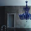 Doge est une magnifique suspension en verre de Murano qui vous offrira un éclairage de qualité tout en apportant une touche décorative de luxe à votre pièce.