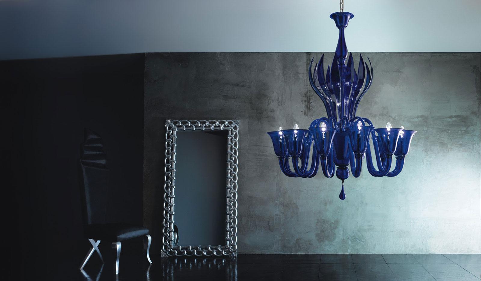 Sospensione 12 lampade in vetro di Murano. Design Alessandro Lenarda. Illumina i tuoi preziosi spazi con delle lussuose lampade realizzate a mano.