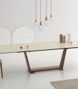 Tavolo allungabile in ceramica e legno. Piano da 200 a 300 cm. Ampia personalizzazione. Arreda il tuo soggiorno con mobili di alta qualità e made in Italy.