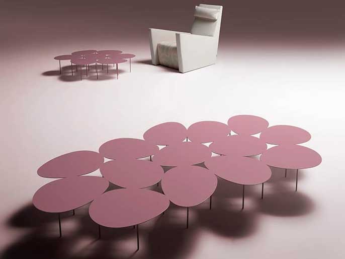Table basse made in Italy, design de Giorgio Soressi. Métal laqué, plusieures couleurs disponibles. Personnalisable, vente en ligne et livraison grauite.