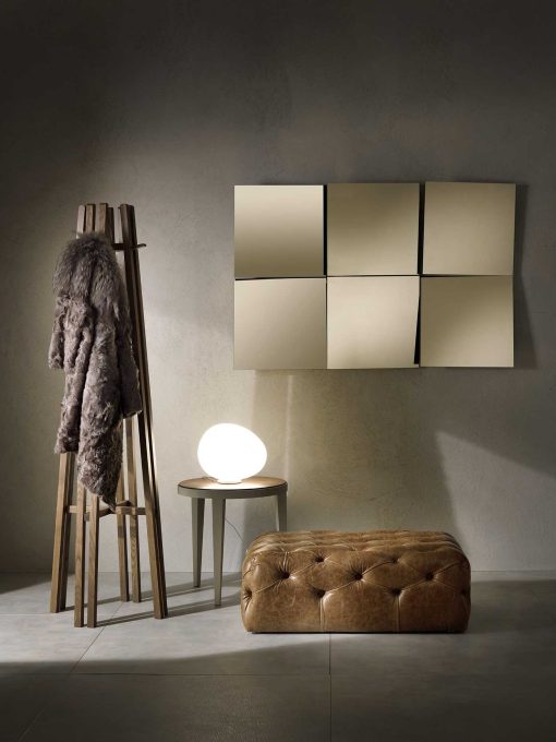 Rectangular modular composition of 6 inclined square mirrors. 100% made in Italy. Clear or bronzed glass at choice. Online shopping and home delivery.