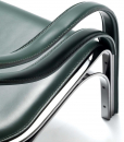 Fettuccini W, a lounge leather armchair, is a surprising item designed by great Vladimir Kagan. This home and office lounge leather armchair will add elegance and style.