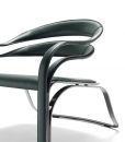 Fettuccini W, a lounge leather armchair, is a surprising item designed by great Vladimir Kagan. This home and office lounge leather armchair will add elegance and style.