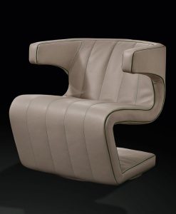 Giuseppe Viganò a dessiné un fauteuil tournant en cuir luxueux et étonnant. Revêtement et coutures peuvent être personnalisés. Livraison à domicile.