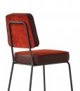 Metal structure. Soft seat and backrest are covered with velvet and soft leather available in several colours. Vintage and classic style padded chair.