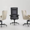 Le fauteuil tournant en cuir Garbo, inspiré du très connu modèle bergère, réinterprète l’élégance avec une touche moderne. Achat en ligne fauteuil pivotant en cuir.