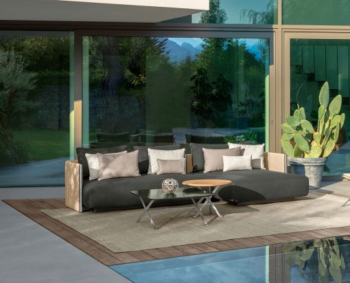 Geo is an outdoor sofa with a peninsula of the finest quality and made in Italy. Shop online for the best garden furniture. Free home delivery.