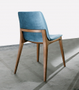 Sedia imbottita design made in italy in legno massello. Vendità online di sedie e mobili made in italy con consegna gratuita.