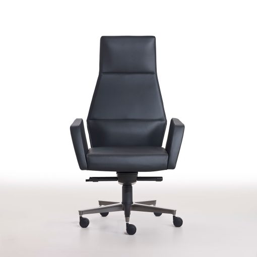 Meublez votre prestigieux bureau avec un luxueux fauteuil de direction en cuir noir. Achat en ligne et livraison gratuite. Design Matteo Nunziati.