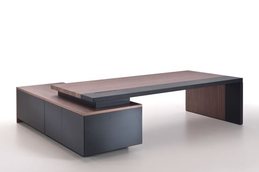 Kefa is an executive desk in walnut and black leather designed by Matteo Nunziati and made in Italy in a big size. Elegant and luxurious. Free delivery.