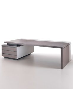 Bureau directionnel en chêne clair et cuir beige avec meuble tiroirs. Vente en ligne de meubles de bureau haut de gamme made in italy. Livraison gratuite.