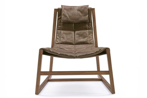 Fauteuil relax en bois massif et cuir. Vente en ligne de fauteuils et ameublement haut de gamme artisanaux made in italy avec livraison gratuite.