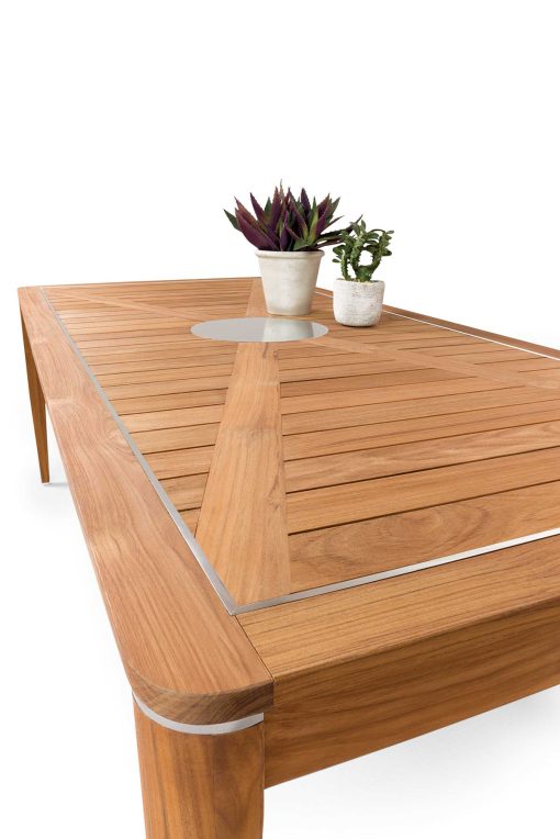 Tavolo da esterno rettangolare con piano in teak massiccio asiatico. Decoro in acciaio satinato. Tavolo da pranzo da giardino di alta qualità. Vendita online