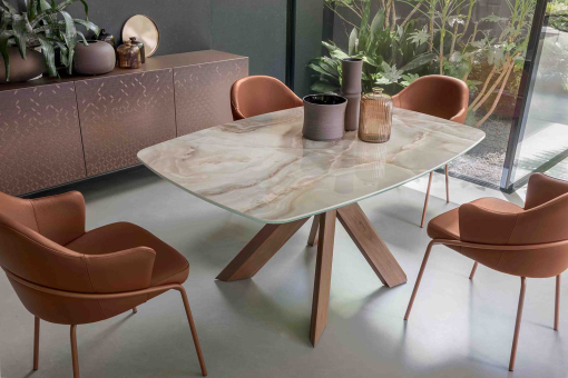 Maori dining table with Canaletto walnut base and glossy beige onyx ceramic top, luxury Italian design