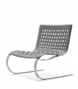 Design Giancarlo Vegni. Poltrona lounge in acciaio a trattamento galvanico e cuoio grigio. Base a slitta. Made in Italy, personalizzabile. Consegna gratuita