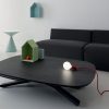 Tavolo trasformabile ellittico regolabile in altezza. Ripiano in ceramica grigio antracite. Tavolini contemporanei. Acquisto online e spedizione gratuita.