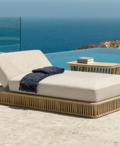 Chaise longue d'extérieur en aluminium et corde tressée beige. Vente en ligne de meuble de jardin haut de gamme et design avec livraison gratuite.