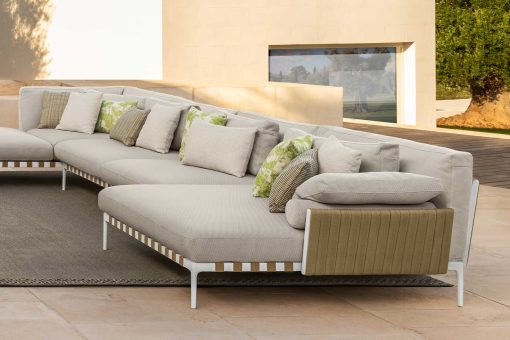 Luxurious and comfortable outdoor white and beige garden lounge set. Shop online to furnish your garden or yacht with the best high quality items.