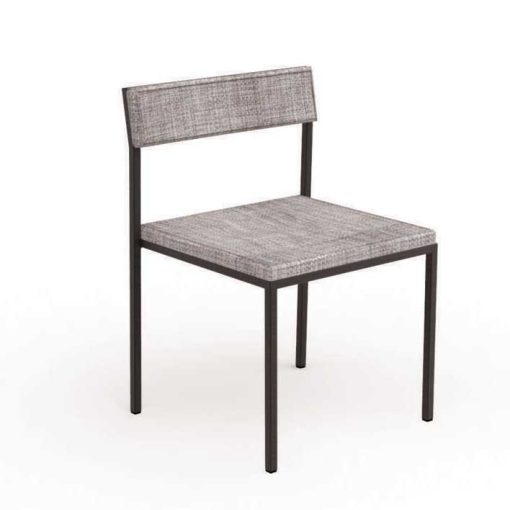 Garden chair with padded seat and backrest. Patio furniture, garden table and chairs. Shop online for luxurious outdoor furniture. Design Ramon Esteve.