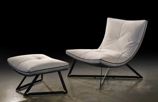 Chaise longue en cuir crème made in italy. Vente en ligne de meubles et fauteuils relax design haut de gamme avec livraison gratuite.