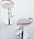 tabouret en polycarbonate design en ligne mobilier meubles design haut de gamme vente site italiens qualité orange noir blanc rouge tournant réglable cuir
