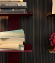 Libreria a parete design made in Italy in metallo rosso. Vendita online di mobili di lusso italiani per interni ed esterno con consegna gratuita.