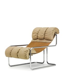 Tucroma is a luxurious chaise longue in bicoloured leather created in 1971 by Guido Faleschini. Made in Italy, high-end furniture. Free home shipping.