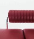 Ultimate is a luxurious Up & Down leather lounge chaise which will re-define the concept of modern comfort. Shop now for leather chaise longues 100% Made in Italy.