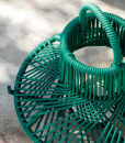 Luxueuse lanterne de jardin verte. Compléments d'ameublement de haute qualité. Design Studio Ludovica + Roberto Palomba. Aluminium et cordes. Livraison.