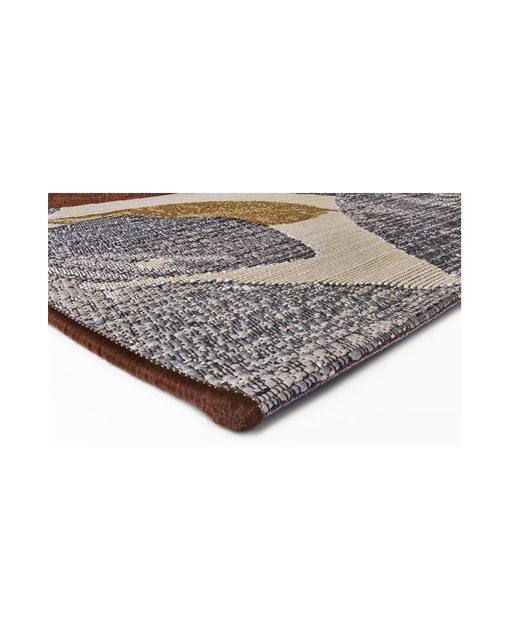 The perfect furniture complement for your garden, terrace or poolside. Our outdoor rectangular rugs draw a wild and exotic nature pattern. Free delivery.
