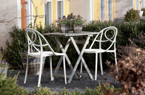 Arabesque is a polypropylene chair entirely handcrafted in Italy. This handcrafted polypropylene chair is perfect for any home, office or outdoor space.