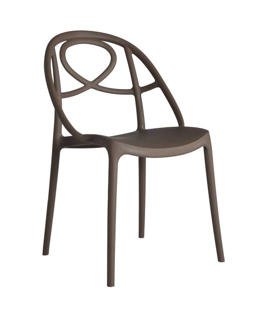 Arabesque est une chaise de salle à manger en polypropylène qui attire les regards grace à design raffiné et intrigant. Achat en ligne chaises haut de gamme.