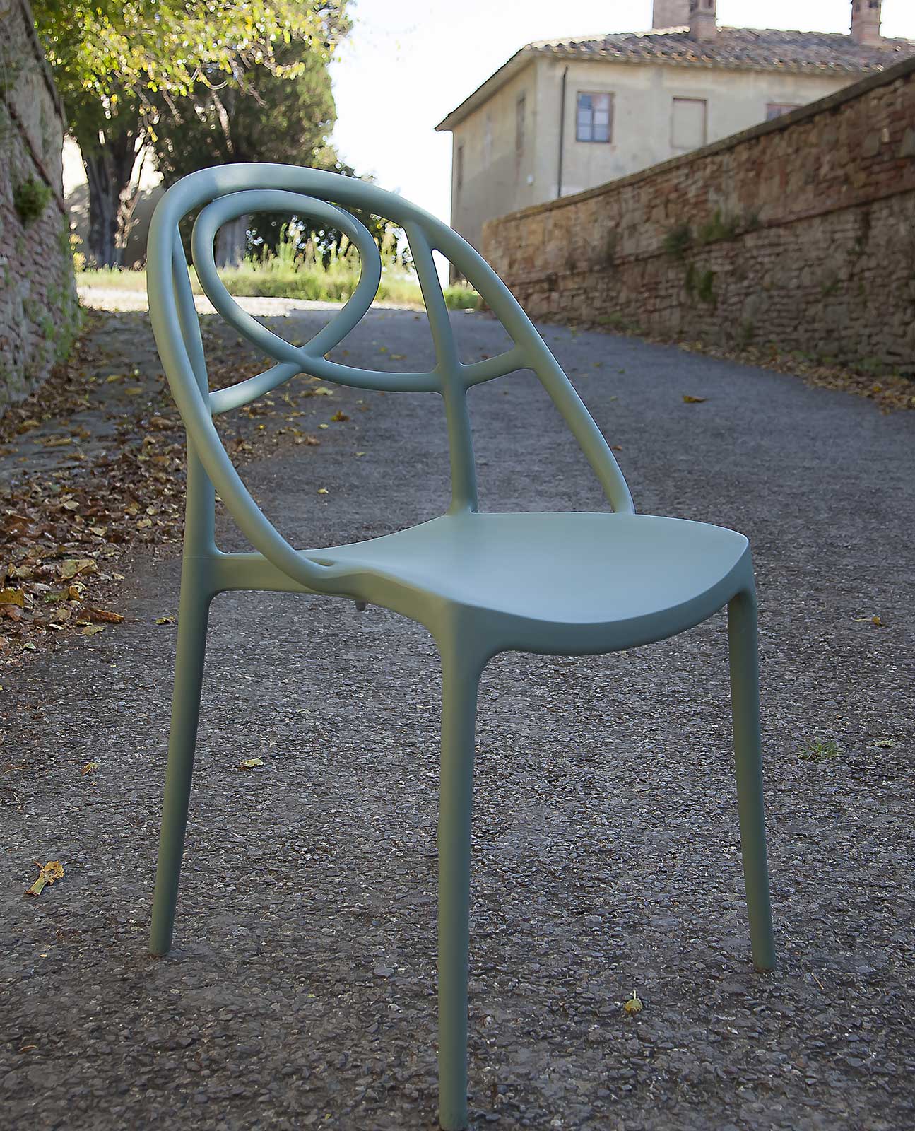 Arabesque is a polypropylene chair entirely handcrafted in Italy. This handcrafted polypropylene chair is perfect for any home, office or outdoor space.