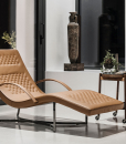 Chaise longue en métal et cuir. Chaises longues design made in italy. Vente en ligne de meubles contemporains hauts de gamme avec livraison gratuite.