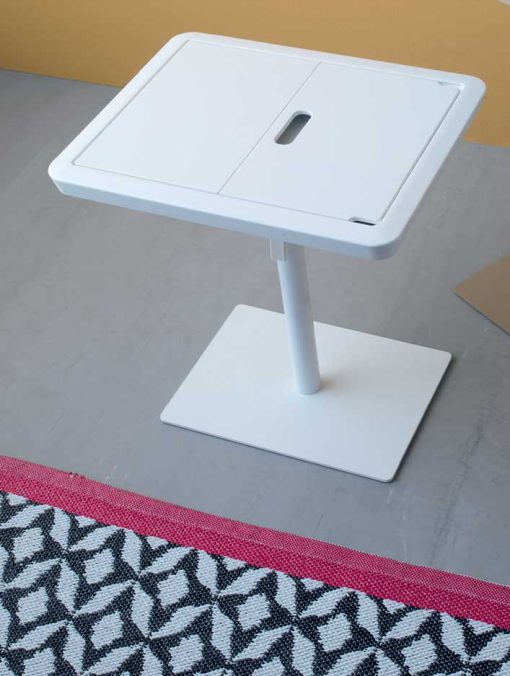 tavolino per tablet porta tablet made in italy tortora bianco design