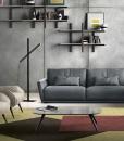 La table basse en marbre Marbella est disponible avec plan en marbre Dark Brown Emperador ou Palissandre. PIeds en métal chromé noir. Livraison à domicile.