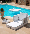 Choose the unique style for a luxurious and comfortable white floating armchair in your pool. Design Samuele Mazza. Online shop and worldwide delivery.