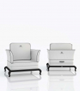 Profitez au maximum de votre piscine avec un fauteuil flottant blanc d'exception. Meubles de jardin de haute qualité en vente en ligne livrés à domicile.