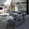 Sunset est un canapé d'angle en cuir très original et entièrement réalisé artisanalement en Italie. Ce canapé d'angle au design Italien est disponible en différentes couleurs.