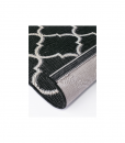 Motifs géométriques sur fond noir. Un complément d'ameublement solide et pratique. Achetez en ligne votre tapis rectangulaire d'extérieur. Livraison gratuite